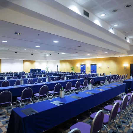 Hotel Hilton Rome Airport 4*