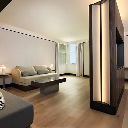 Hilton Rome Airport Hotel 4*
