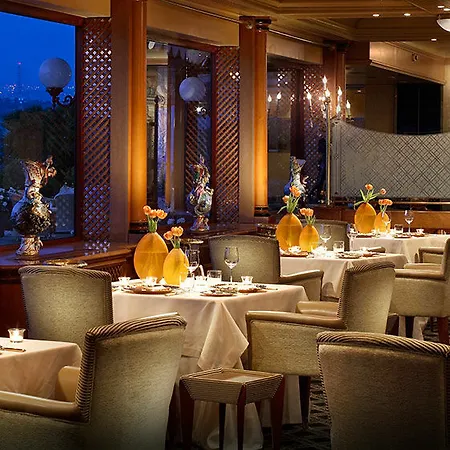 Hilton Rome Airport 4*